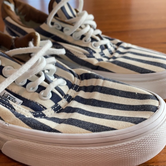Vintage Striped vans pre loved! Womens 8 1/2 Men 7. Compliments Canvas / leather - Picture 3 of 8
